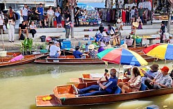 Floating market