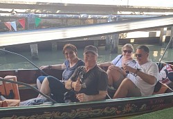 Floating market
